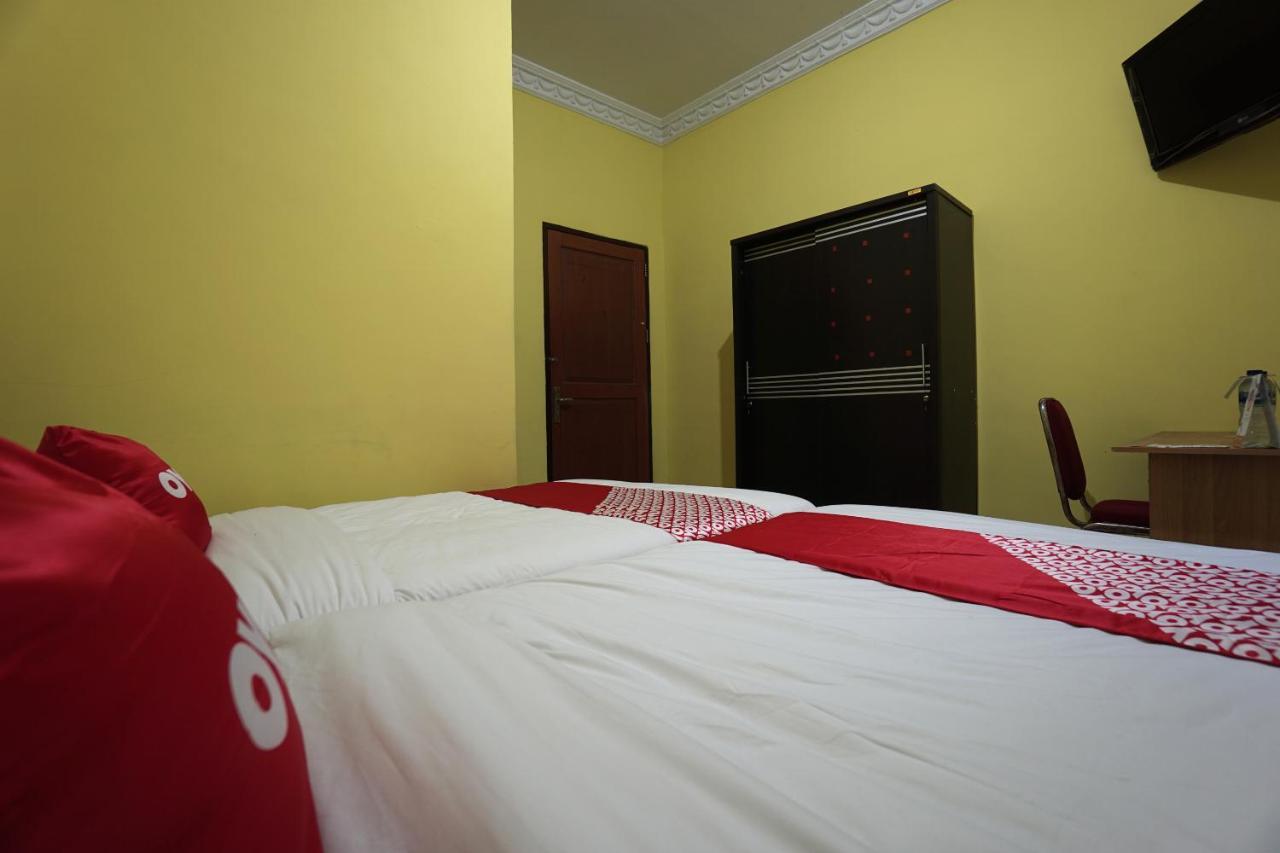 Oyo 2486 Bahana Guest House Μανάντο Εξωτερικό φωτογραφία